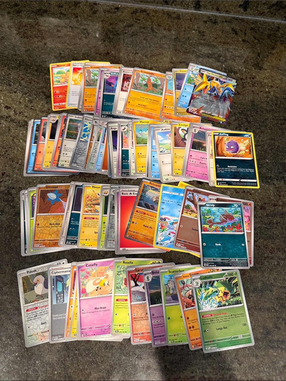 Pokémon Trading Card Lot - Assorted Color Variety 90 Cards Collecting Prize Bins